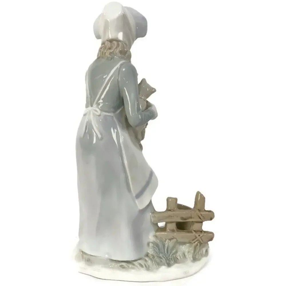 Norleans Porcelain Figurine Woman With Cat In The Style of Lladro 8.5
